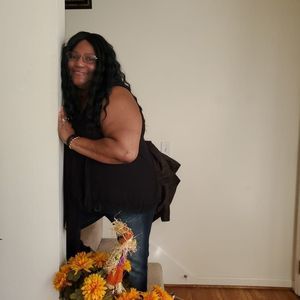 Meet your Posher, Annie